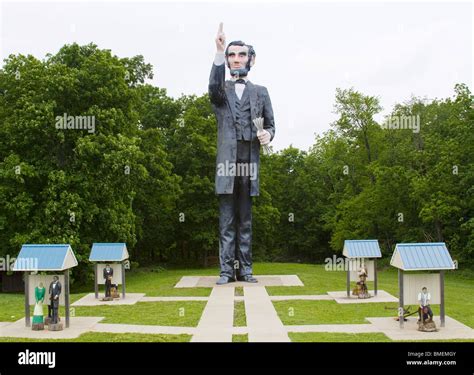 Worlds Largest Lincoln statue is 72 feet tall in Ashmore Illinois Stock ...