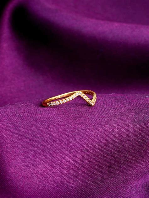 Ring Designs: आउटफिट के साथ स्टाइल करें ये आर्टिफिशियल रिंग, देखें ...