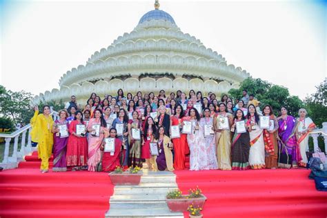 Nruthyalila Natyagrugam Trust Enters Karnataka Book of Records with ...