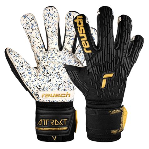 Goalkeeper Gloves – Jerseys Kart
