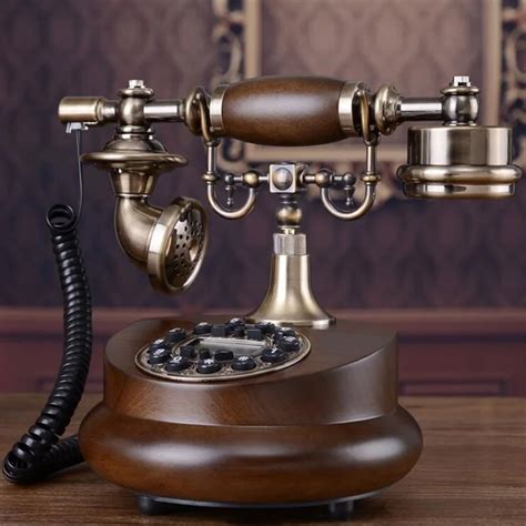 Antique Phone 的图像结果