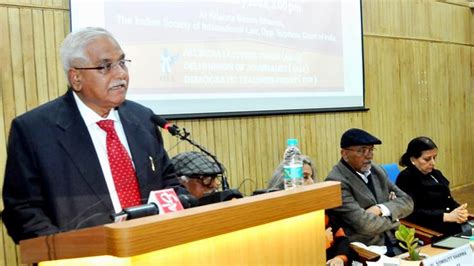 Track Record Of Supreme Court In Last 8 Years Is Disappointing : Former ...