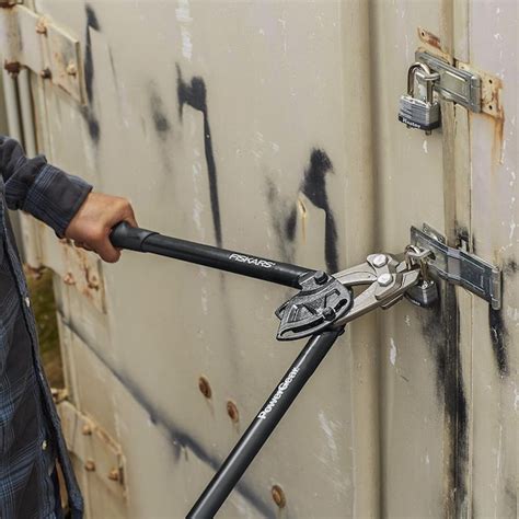 Fiskars 18.5-in Bolt Cutters 740310-1002 at Lowes.com