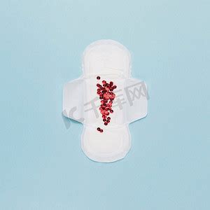 血卫生巾摄影图片-血卫生巾摄影作品-千库网