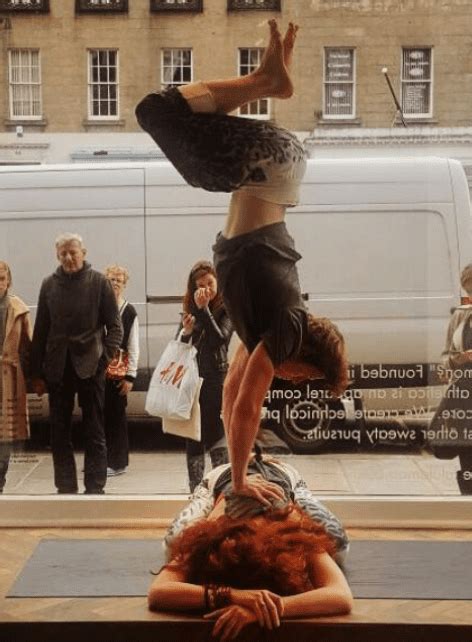 Hands Move Challenge 的图像结果