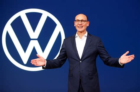 Volkswagen aims to keep China market share stable as price war rages ...