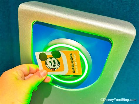 Everything You Need to Know about Lightning Lane Single Pass in Disney ...