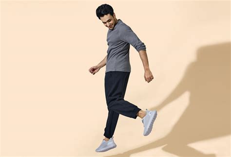 Buy Tread Basics Sneakers For Men Online | 62% Off - Neemans