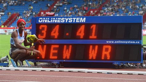 2019 Golden Spike: Miller-Uibo breaks 300m world record | NBC Olympics