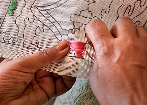 D'source Design Gallery on Woolen Thread Art - Andretta, Himachal ...