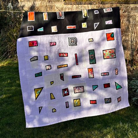 Quilting With Scraps With A Special Meaning: Framed Scraps Quilt ...