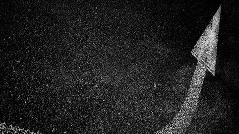 Download wallpaper 2560x1440 arrow, asphalt, bw, paint, marking ...