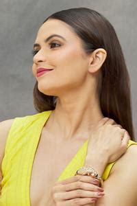 Buy Gold Plated Kundan Paisley Embellished Kada by Saga Jewels Online ...