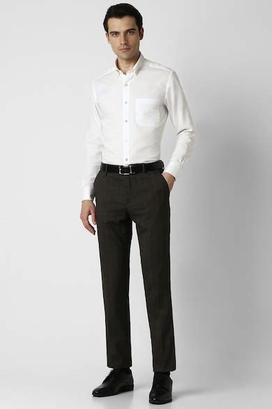 Buy Men Brown Check Slim Fit Trousers Online - 39710730 | Van Heusen