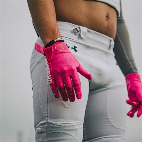 NXTRND G1® Football Gloves Pink