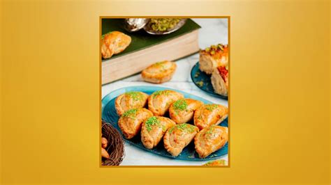 Easy Homemade Mawa Gujiya Recipe For Holi 2025 | Herzindagi