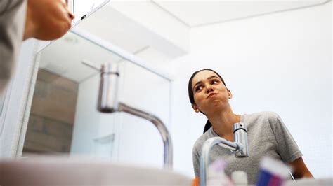 Is Oil Pulling Really Good for Your Teeth? - GoodRx