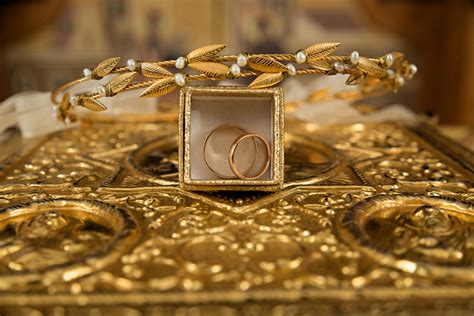 What Even Is 18k PVD Gold? And Why It’s Basically the Sridevi of Jewel ...