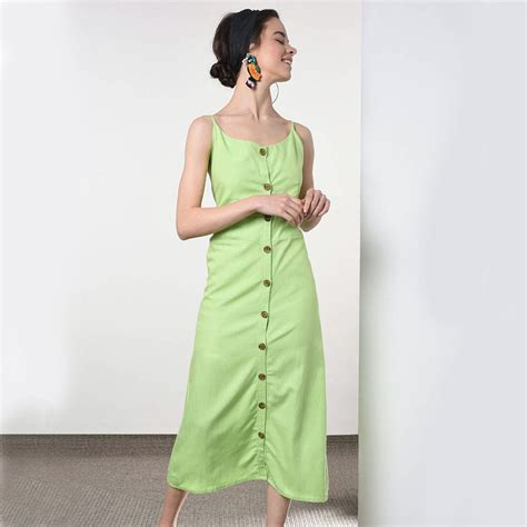 Buy Stylish Dresses, Shirts & More Online At Bunsak | LBB