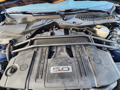 How to Clean Engine Compartment 的图像结果