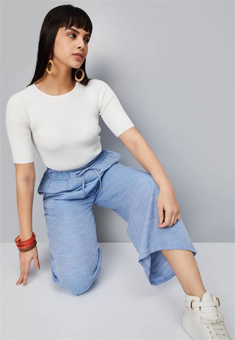 Buy Women Ribbed Crop Top Online at just Rs. 699.0 - 1000012643966 ...