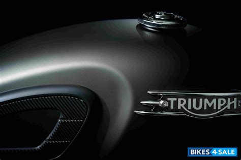 Triumph Bonneville T120 Black Stealth Edition price, specs, mileage ...