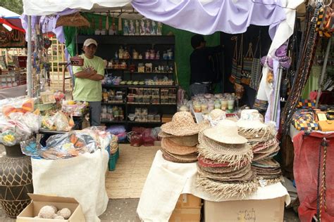 Local Products 的图像结果