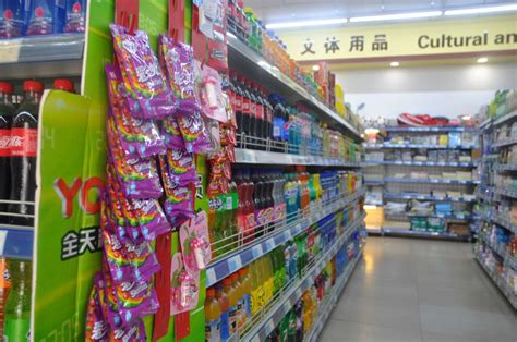 安徽阜阳：冰雪天里超市商品供应充足（2018.12.25）海外版11版--图片频道--人民网