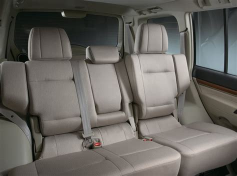 Mitsubishi-Montero-2013-Interior Car Photos - Overdrive