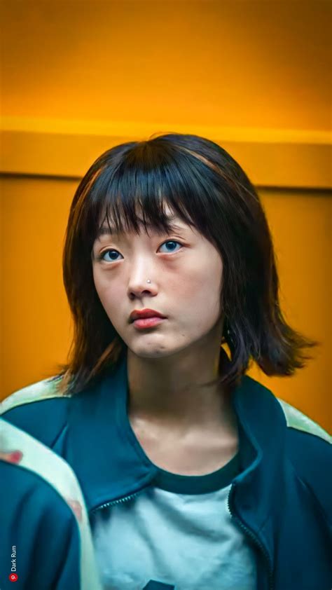 Ga Yeong Squid Game In The Photo, She Stands Alone.