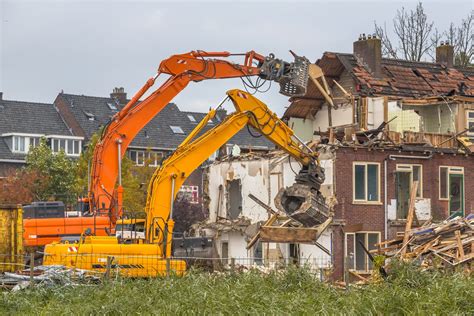 New House Demolition Fail 的图像结果