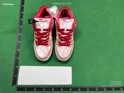 Quality Check Valentine’s day Dunk Sb : r/Pandabuy