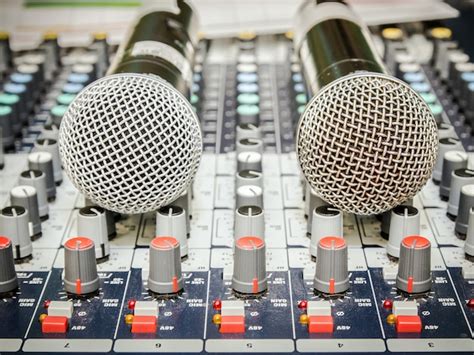 Recording Studio Microphone 的图像结果