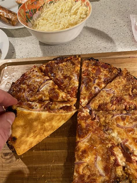 Mass south shore bar pizza : r/Pizza