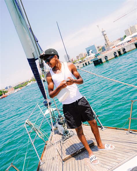 Lamine Yamal : Instagram, TikTok et Snapchat - Snap Football Club