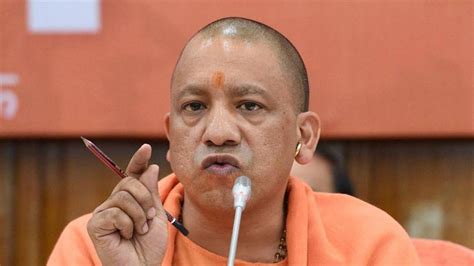 UP Govt Announced Rs 10 Lakh Aid For Family Members Of Scribes Who Died ...