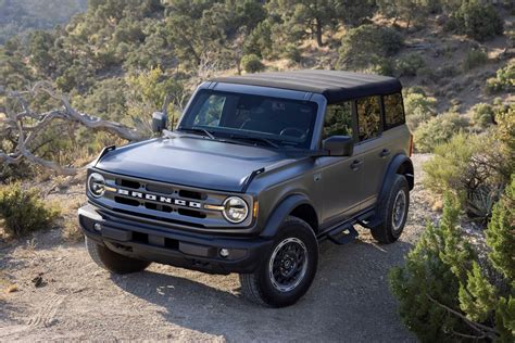 2025 Ford Bronco Revives Base Model; Gets Techier and More Livable