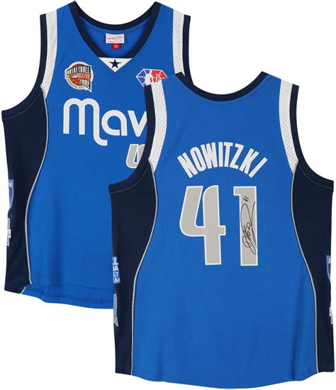 Dirk Nowitzki Jersey Signed