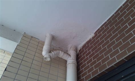 阳台管道美化包装 以下6种方法专治下水管道外露 - 装修保障网