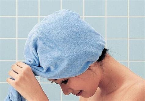 【图】用毛巾怎么包头发 只需几步快速搞定_怎么包头发_伊秀美容网|yxlady.com