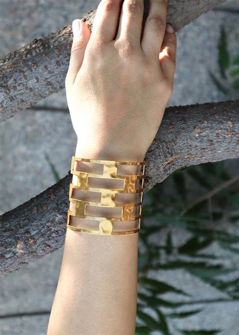Get Classic Patterned Golden Cuff Bracelet at ₹ 515 | LBB Shop