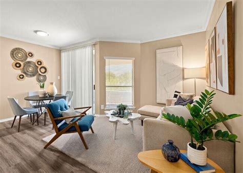 Lakeview At Parkside - 3950-3990 Spring Valley Rd, Farmers Branch, TX ...