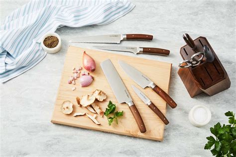 Sur La Table Knives - Guide to Knife Anatomy | Sur La Table – Lid & Ladle