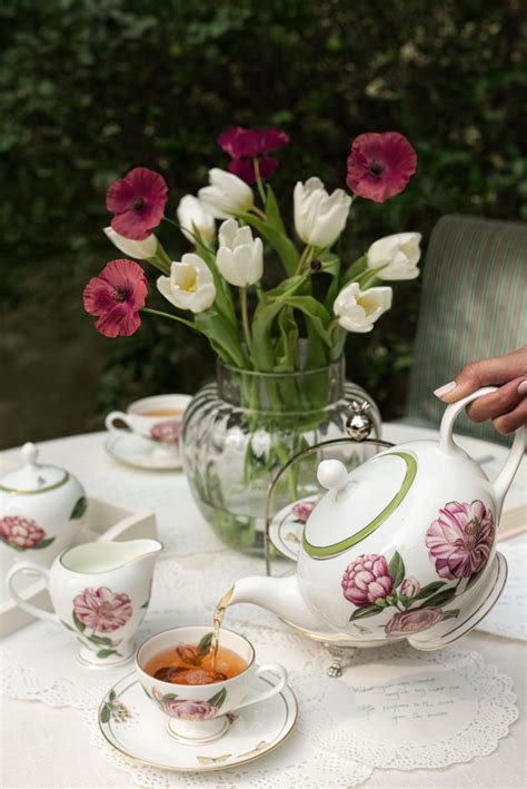 Set Of 7- Camellia Tea Set