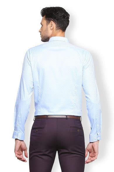 Buy Men Blue Slim Fit Textured Full Sleeves Formal Shirt Online ...