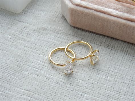 Engagement Ring Metals: An Expert’s Guide | Plum Diamonds