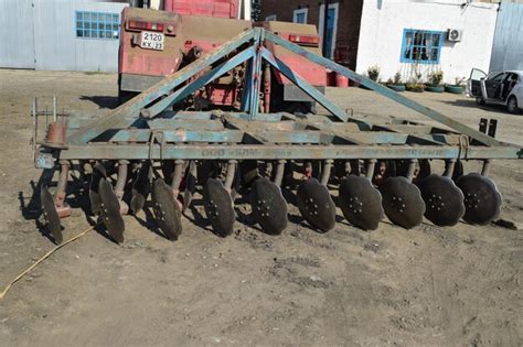 Disk harrow agricultural machinery | Premium Photo