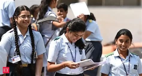 CBSE Topper: Don't think of marks, just give your best: CBSE topper ...