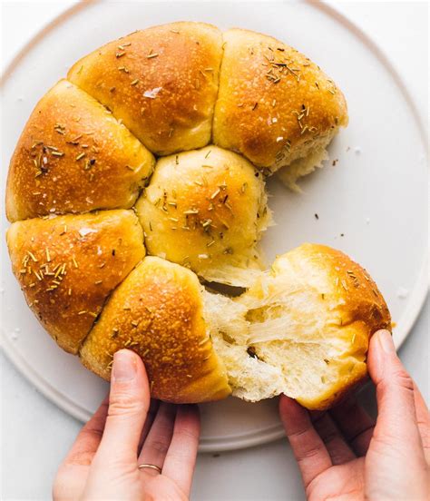 making sourdough rolls