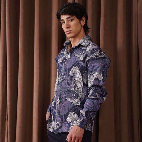 Why Shackets Are the Ultimate Winter Wear for Men in 2025